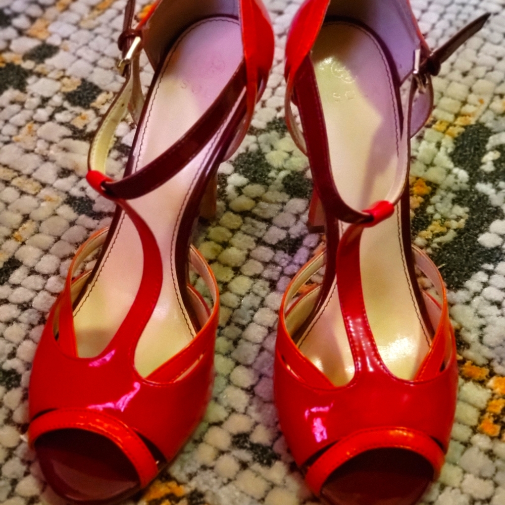 Size 8.5 Isola Fuscia, Orange and Plum Open Toe shoes